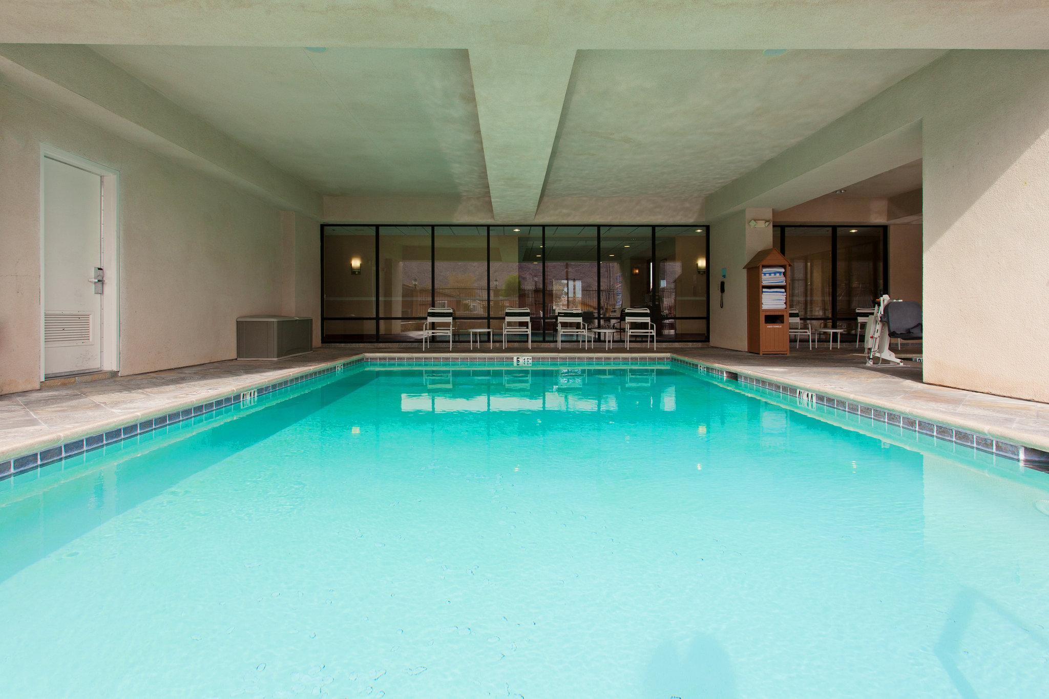 Holiday Inn Express Hotel & Suites Twentynine Palms By Ihg Esterno foto