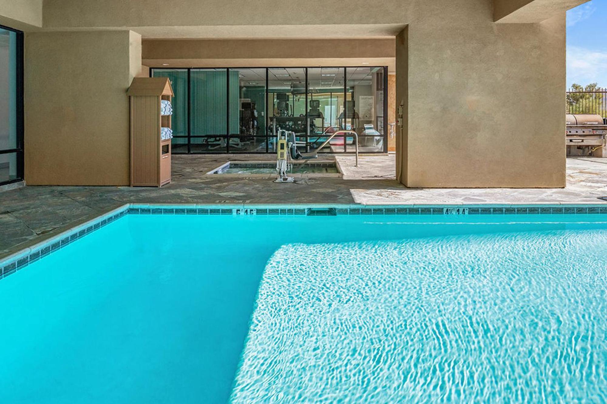 Holiday Inn Express Hotel & Suites Twentynine Palms By Ihg Esterno foto